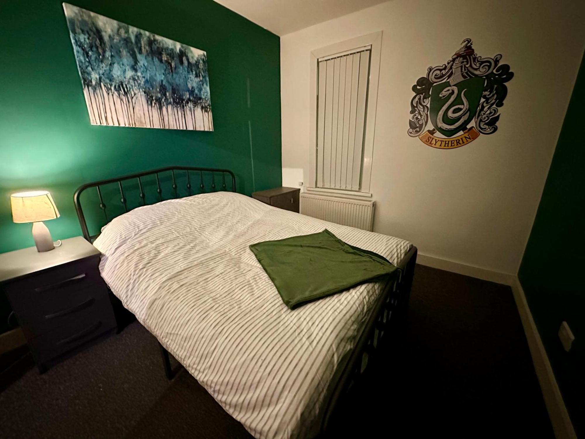 Wizards Corner Spacious 3 Bed Near Watford Junction ภายนอก รูปภาพ